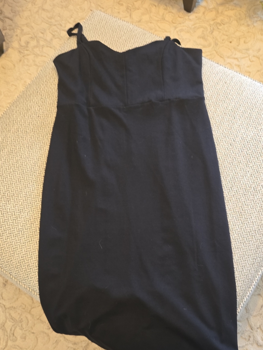 Socialite Black Midi Spaghetti-Strap Dress